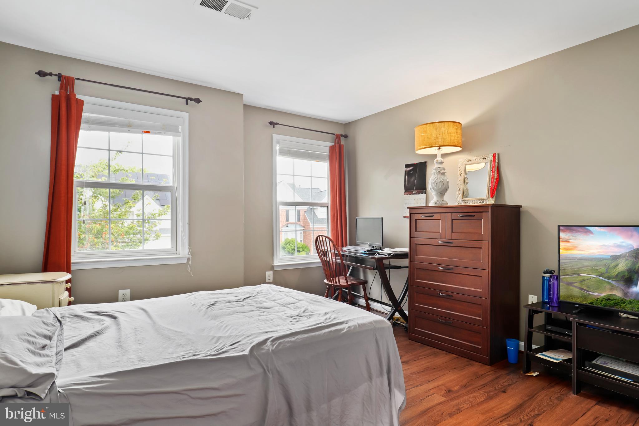 20797 Iris Drive Sterling, VA 20165 - Photo 23 of 49