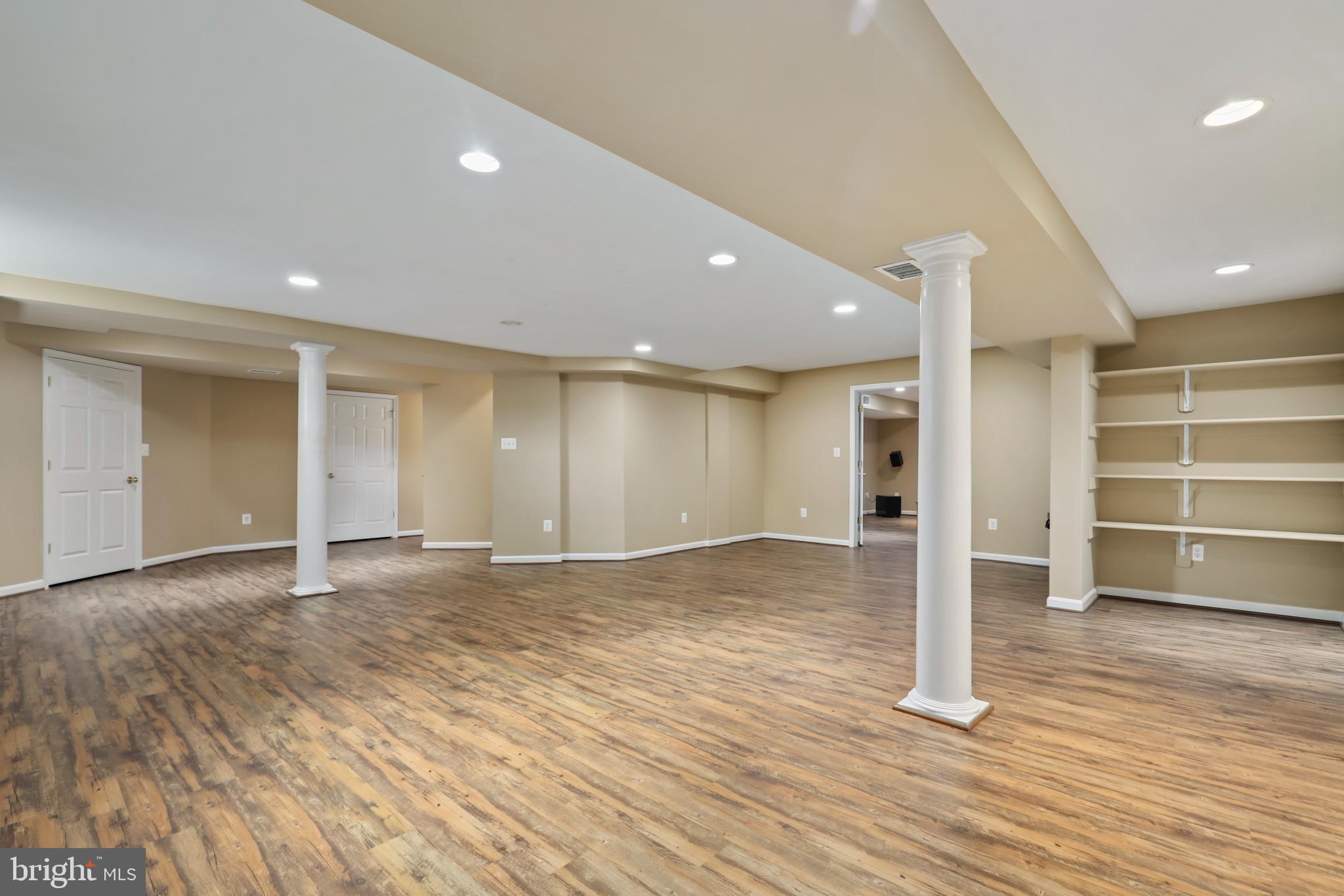 20797 Iris Drive Sterling, VA 20165 - Photo 37 of 49