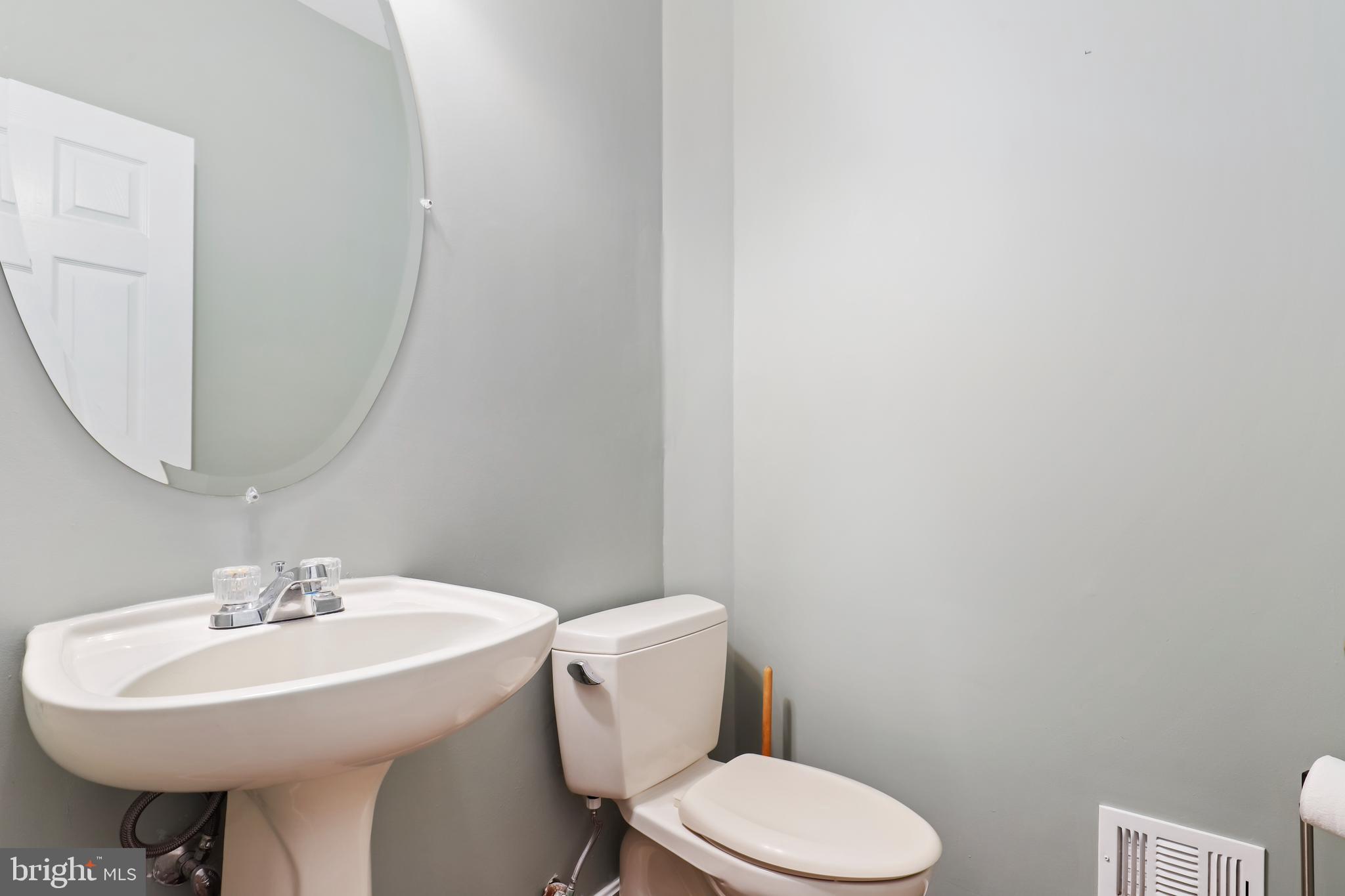 20797 Iris Drive Sterling, VA 20165 - Photo 45 of 49