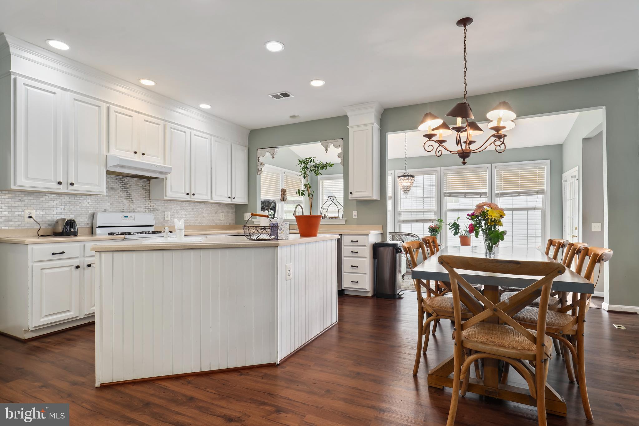 20797 Iris Drive Sterling, VA 20165 - Photo 10 of 49