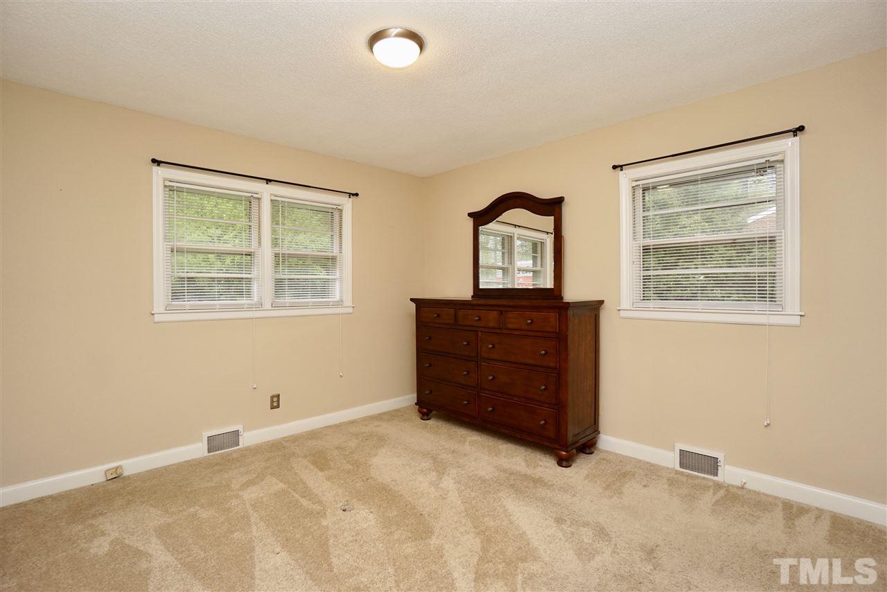 920 Carroll Road Henderson, NC 27536 - Photo 13 of 20 Gallery Image 13