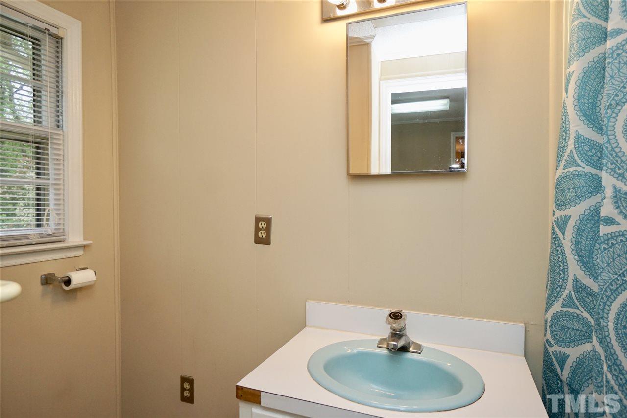 920 Carroll Road Henderson, NC 27536 - Photo 17 of 20 Gallery Image 17