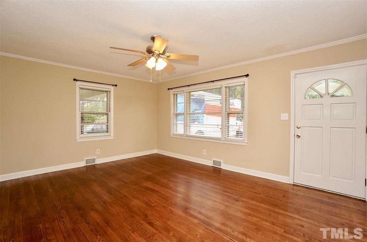 920 Carroll Road Henderson, NC 27536 - Photo 3 of 20 Gallery Image 3