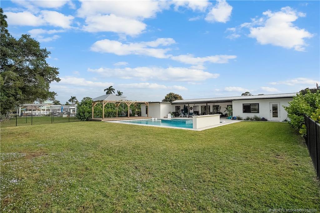 804 Northwest Spruce Ridge Drive Stuart, FL 34994 - Photo 57 of 83 Gallery Image 57