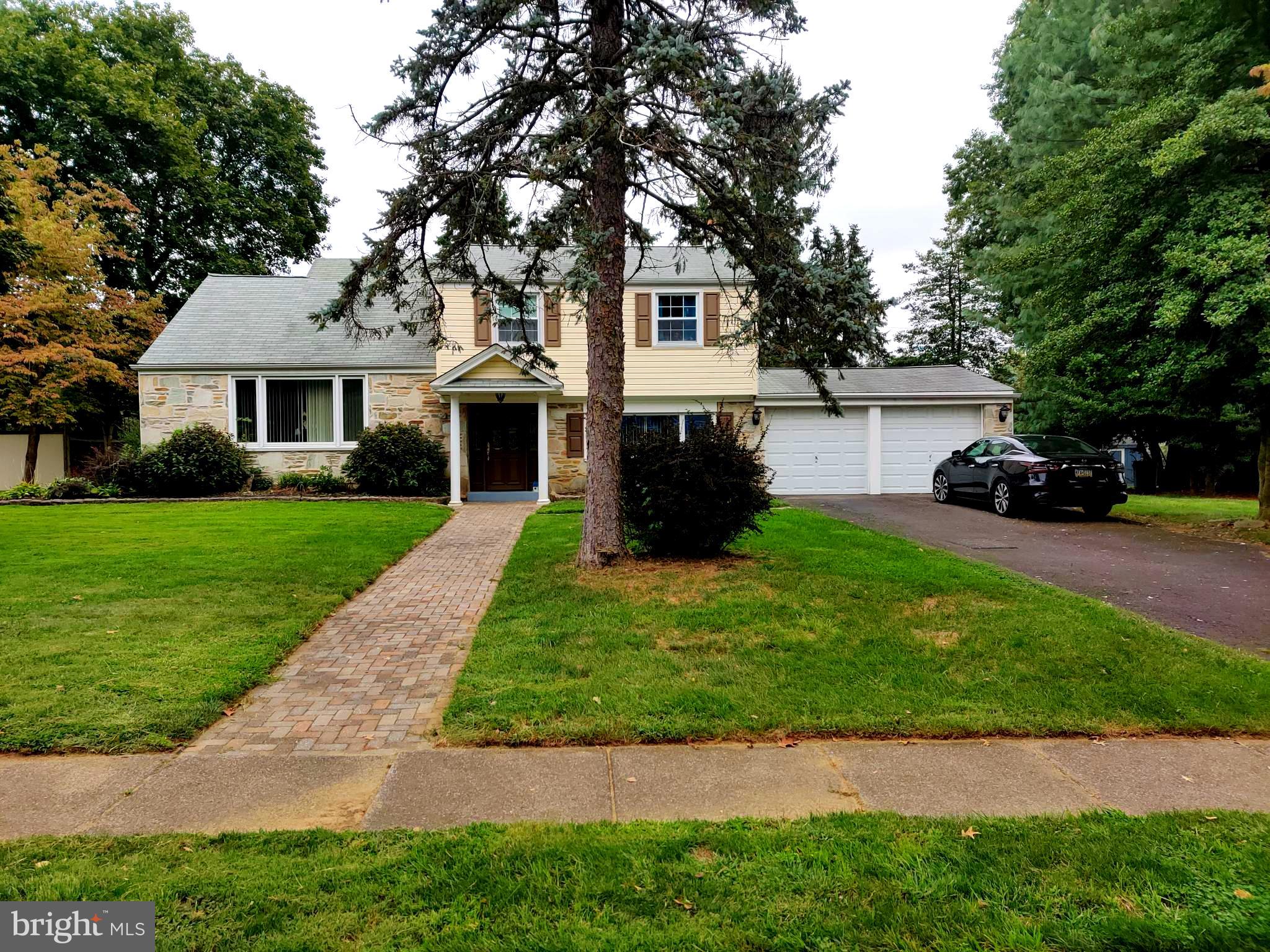 393 Emerson Road Huntingdon Valley, PA 19006 - Photo 1 of 11 393 Emerson Street View