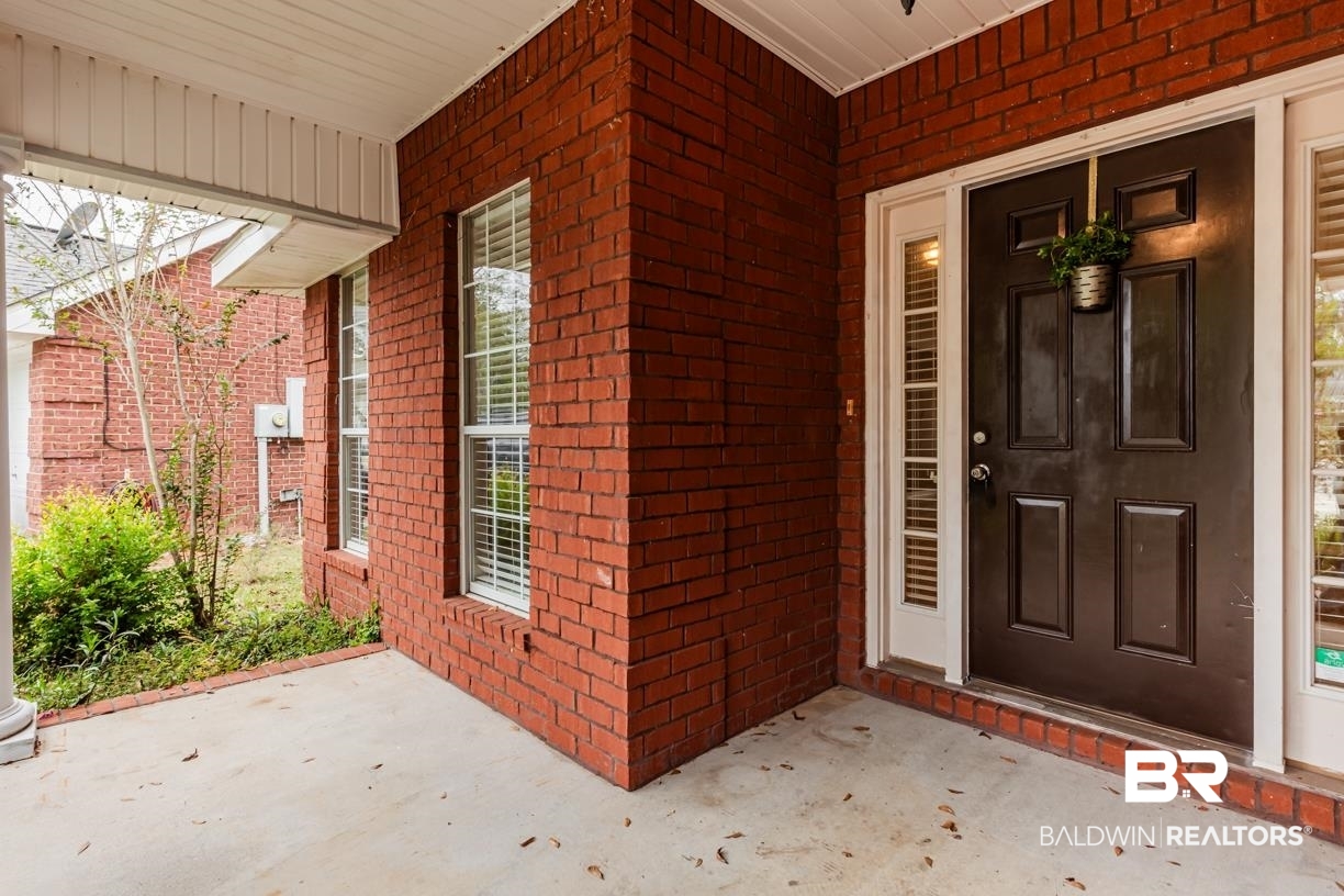 8261 Pecan Court Daphne, AL 36526 - Photo 4 of 32