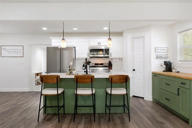 $245,000 | 205 Oregon Avenue, Azle, TX 76020