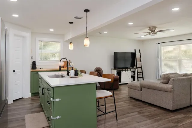 $245,000 | 205 Oregon Avenue, Azle, TX 76020