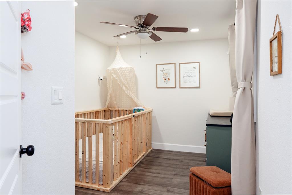 205 Oregon Avenue Azle, TX 76020 - Photo 22 of 40 Bedroom #2 with recessed lighting, and a ceiling fan