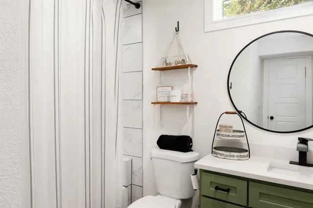 $245,000 | 205 Oregon Avenue, Azle, TX 76020