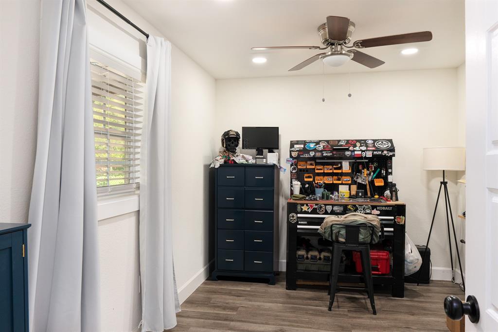 205 Oregon Avenue Azle, TX 76020 - Photo 27 of 40 Bedroom #3 with recessed lighting, and a ceiling fan