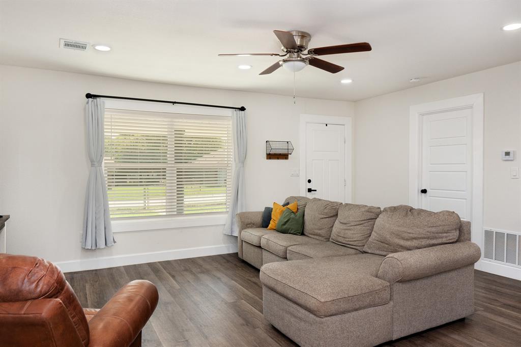 205 Oregon Avenue Azle, TX 76020 - Photo 9 of 40 Living room featuring recessed lighting and a ceiling fan