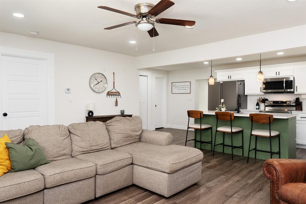 205 Oregon Avenue Azle, TX 76020 - Photo 10 of 40 Living room featuring recessed lighting and a ceiling fan