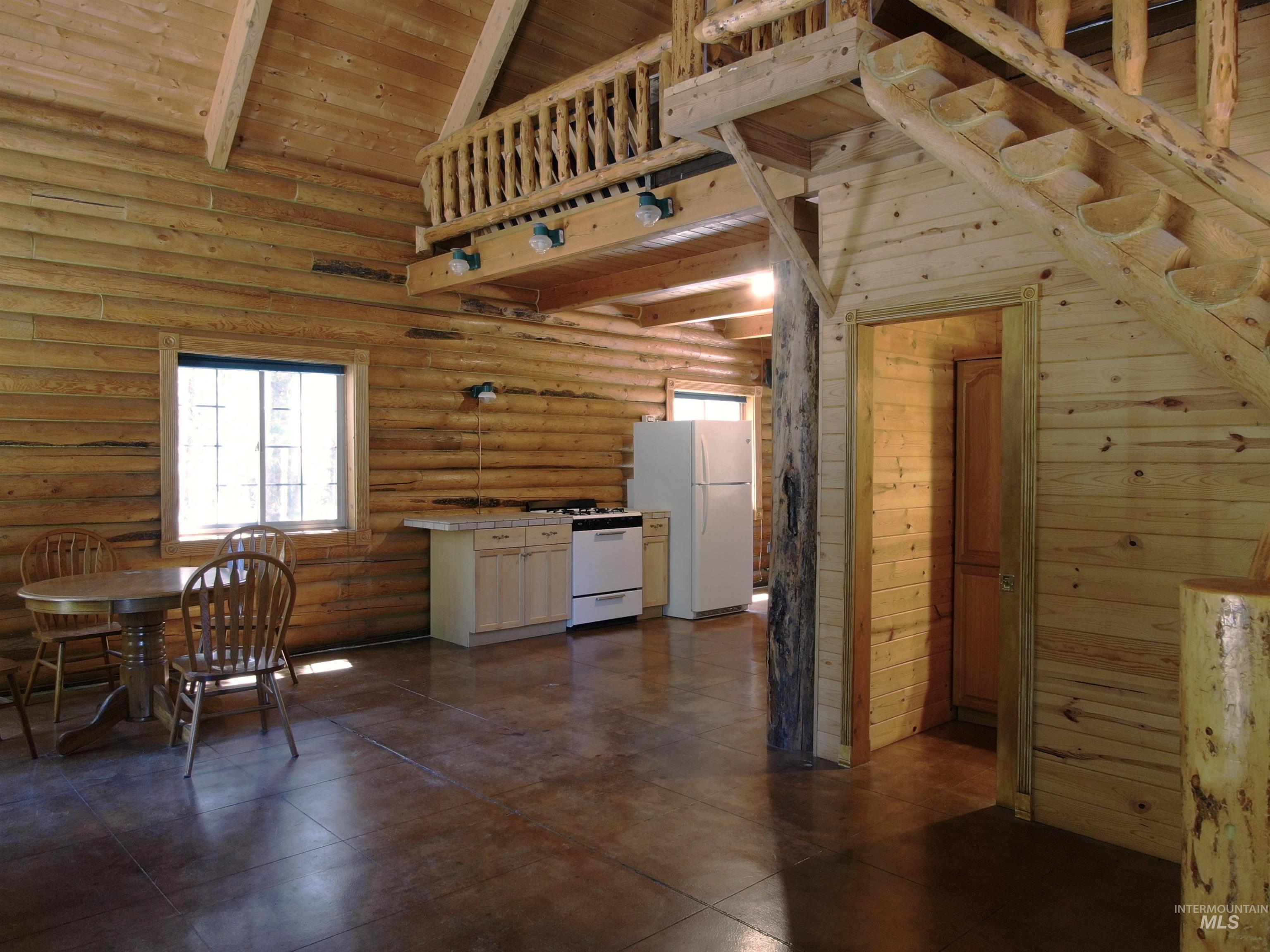 2049 Fleck Summit Road Fairfield, ID 83327 - Photo 7 of 47