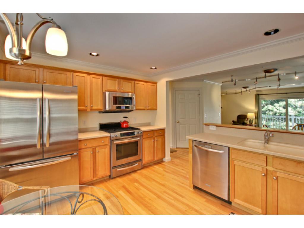 243 Drakeside Road, Unit 2 Hampton, NH 03842 - Photo 5 of 30
