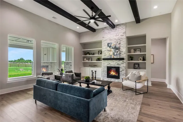 $839,800 | 1483 Bluebonnet Ridge Drive, Chappell Hill, TX 77426