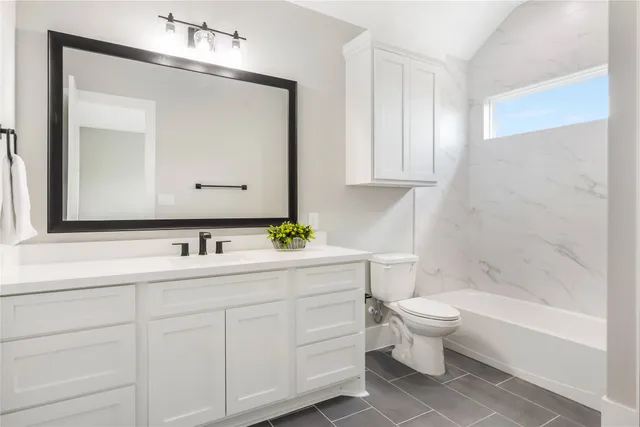 $839,800 | 1483 Bluebonnet Ridge Drive, Chappell Hill, TX 77426