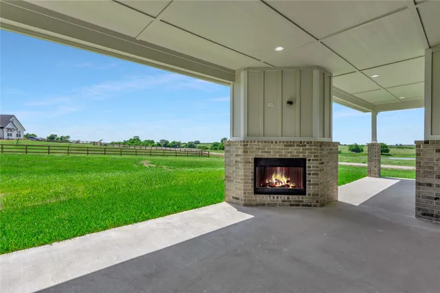 $839,800 | 1483 Bluebonnet Ridge Drive, Chappell Hill, TX 77426