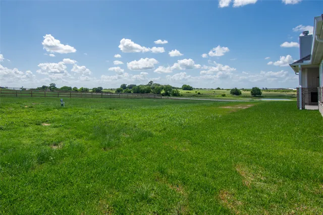 $839,800 | 1483 Bluebonnet Ridge Drive, Chappell Hill, TX 77426