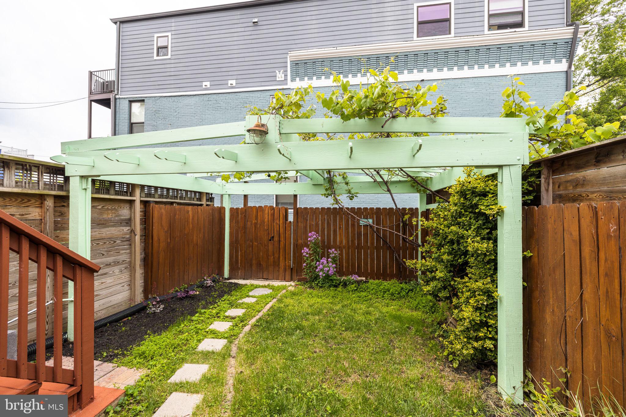 822 I Street Northeast Washington, DC 20002 - Photo 24 of 25