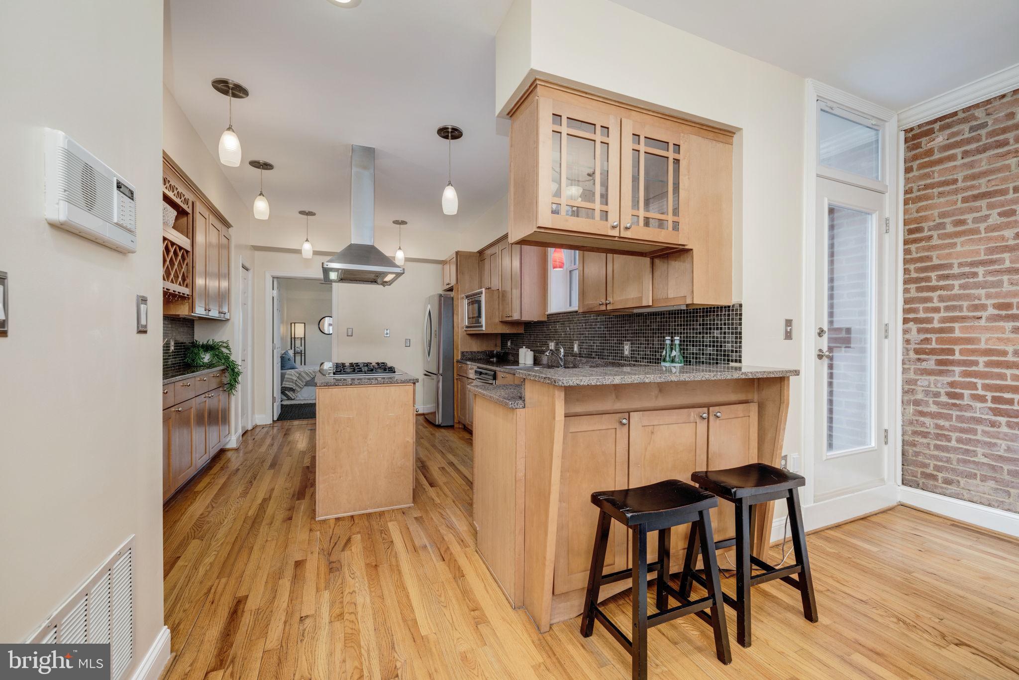 822 I Street Northeast Washington, DC 20002 - Photo 7 of 25