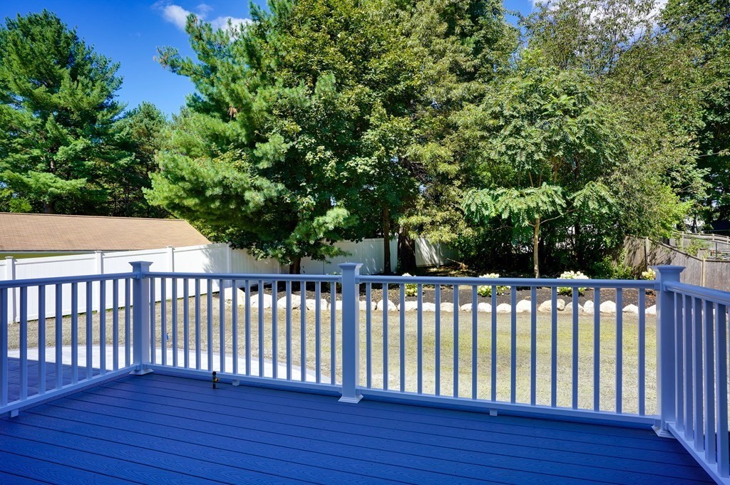 9 Morrison Road Burlington, MA 01803 - Photo 4 of 33 Gallery Image 4