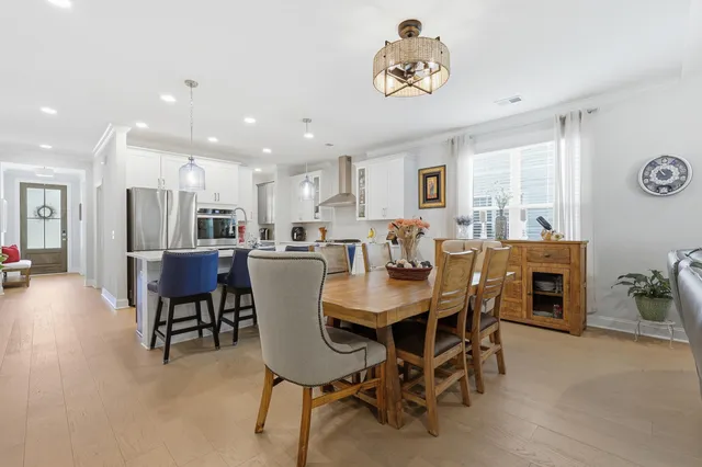 $759,995 | 2021 Kings River Trail, Hollywood, SC 29449