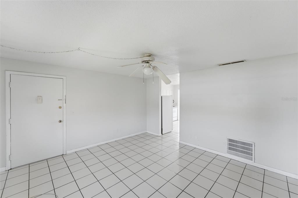 1655 West Oak Ridge Road, Unit D Orlando, FL 32809 - Photo 8 of 23