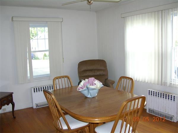 167 Redlands Street Springfield, MA 01104 - Photo 7 of 21 a dining room with furniture and window
