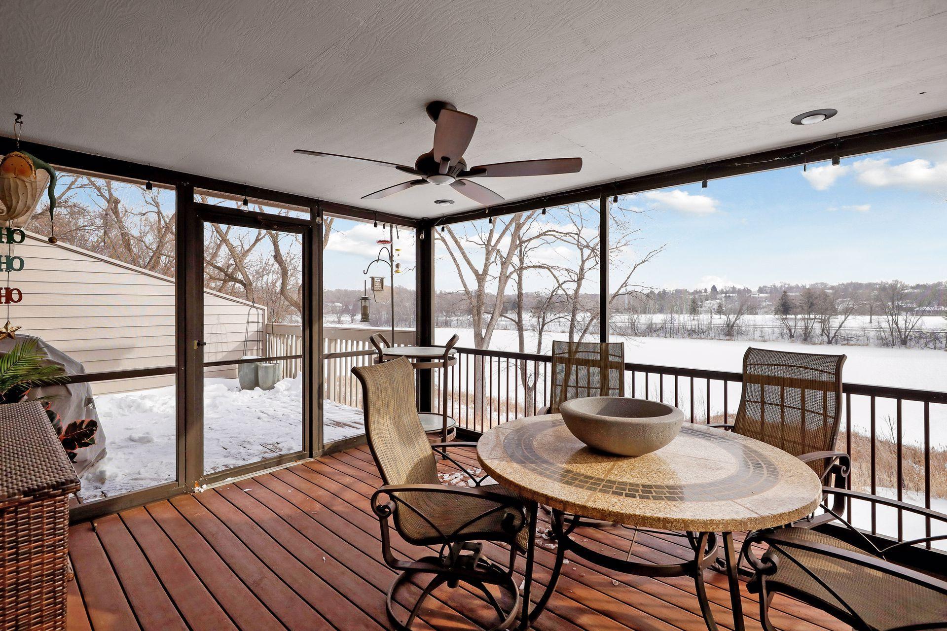 9431 Woodbridge Road Bloomington, MN 55438 - Photo 11 of 25 Gallery Image 11