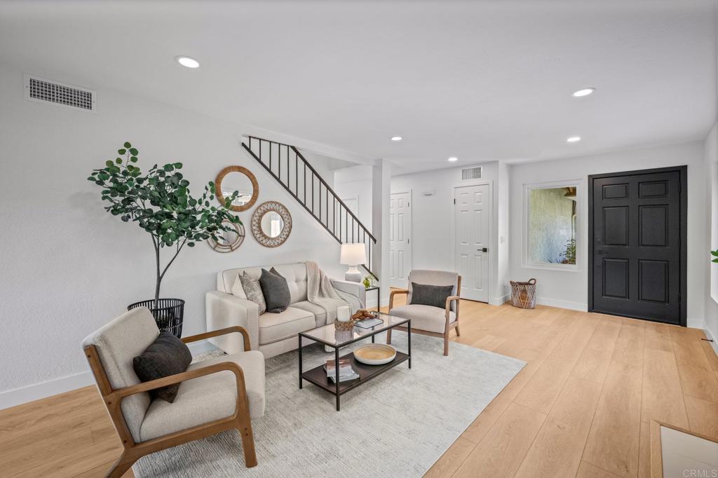 1196 Beacon Hill San Marcos, CA 92078 - Photo 5 of 35