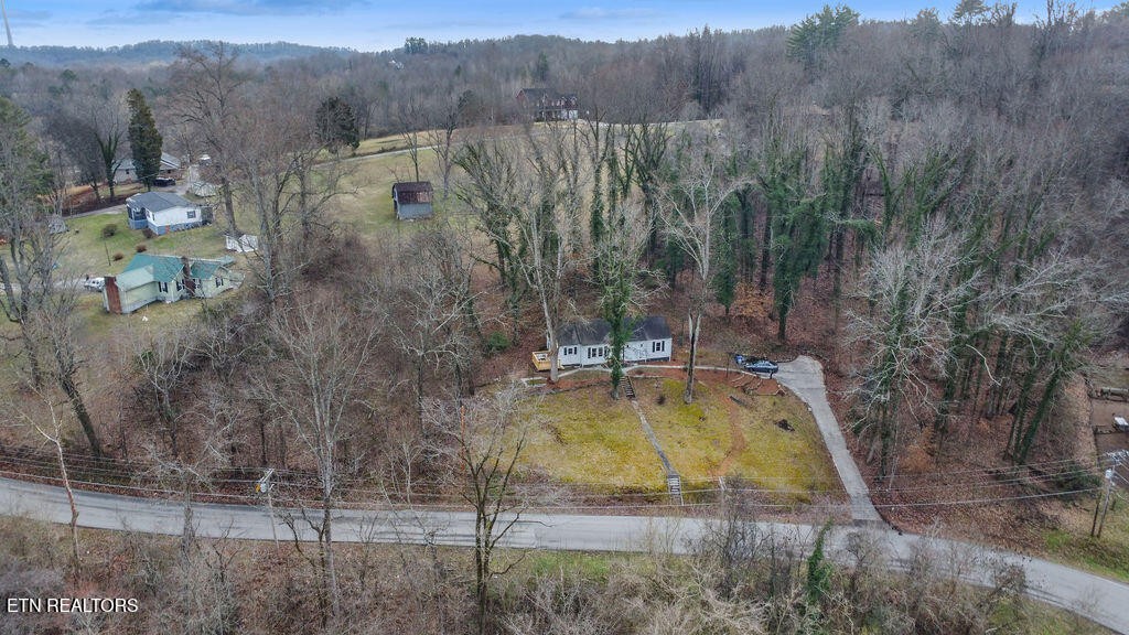 2115 Swan Pond Road Harriman, TN 37748 - Photo 31 of 32 Gallery Image 31