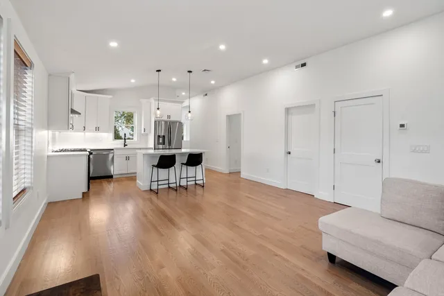 $799,900 | 43-45 Wellington Street, Unit 3, Waltham, MA 02451