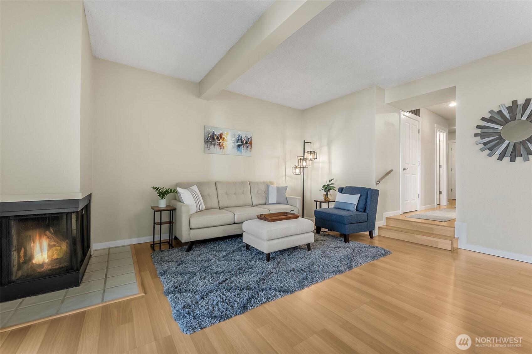 7331 Old Redmond Road, Unit 121 Redmond, WA 98052 - Photo 16 of 28 a living room with furniture and a fireplace