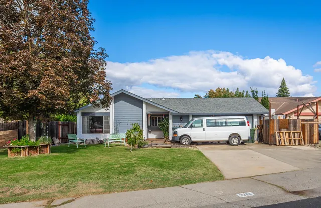 $560,000 | 2266 River Trails Circle, Rancho Cordova, CA 95670