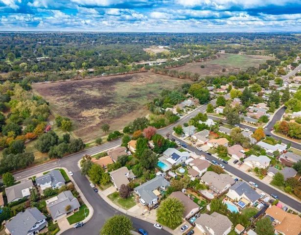 $560,000 | 2266 River Trails Circle, Rancho Cordova, CA 95670