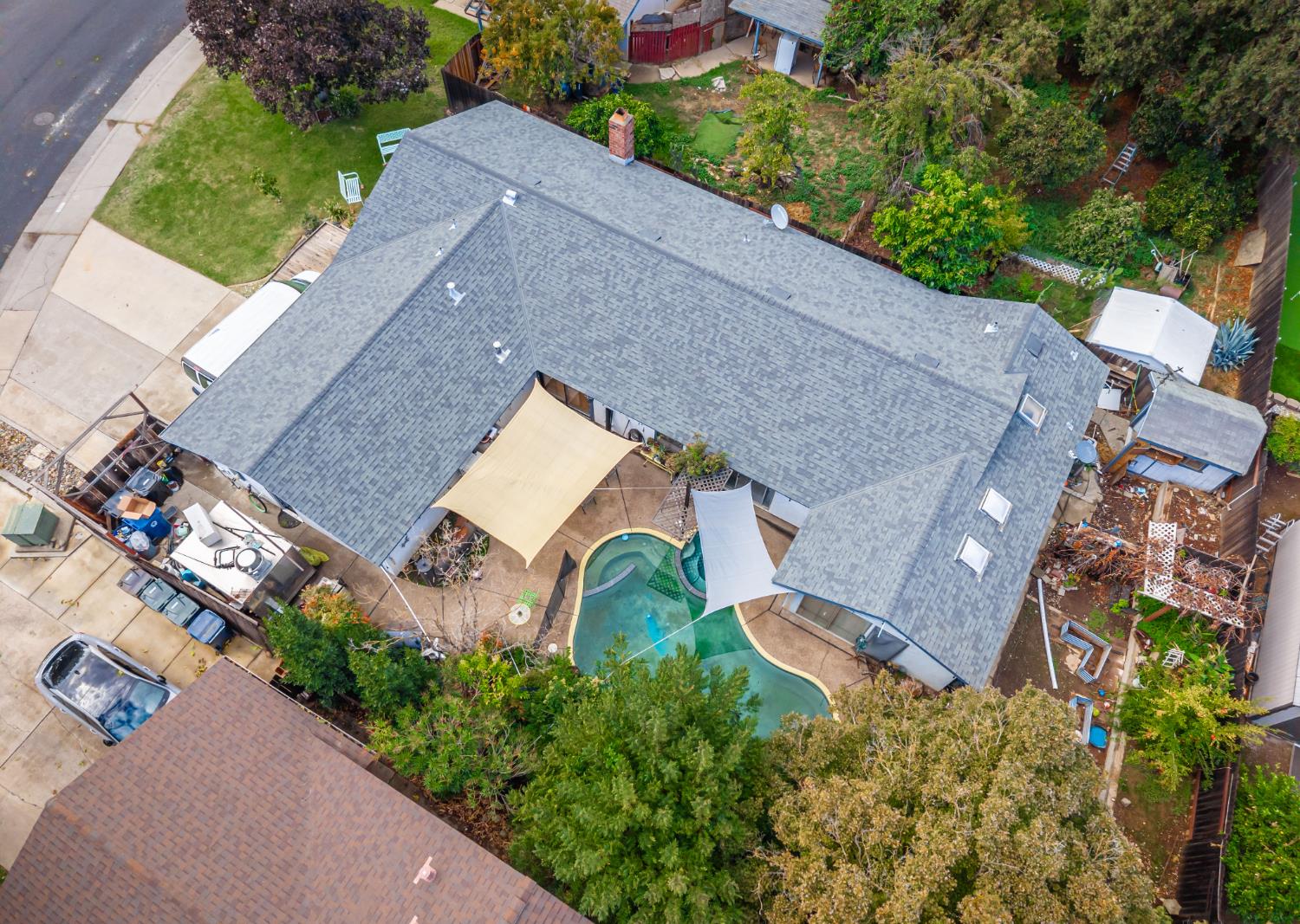 2266 River Trails Circle Rancho Cordova, CA 95670 - Photo 76 of 86 an aerial view of a house with a yard and garden