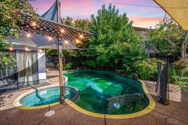 $560,000 | 2266 River Trails Circle, Rancho Cordova, CA 95670