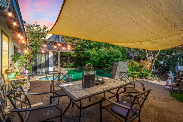 $560,000 | 2266 River Trails Circle, Rancho Cordova, CA 95670