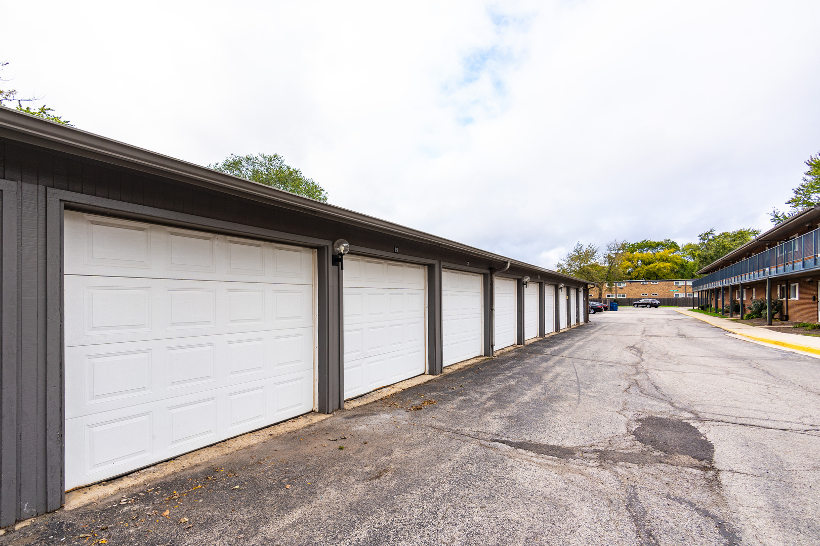 1480 Busse Road, Unit 1D Mount Prospect, IL 60056 - Photo 27 of 34