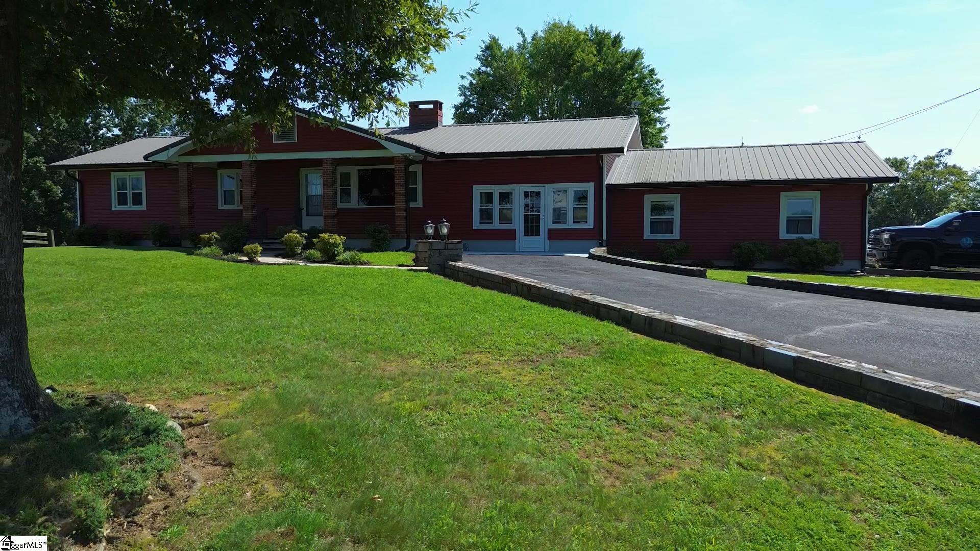 236 Jackson Grove Road Columbus, NC 28722 - Photo 6 of 44 Gallery Image 6