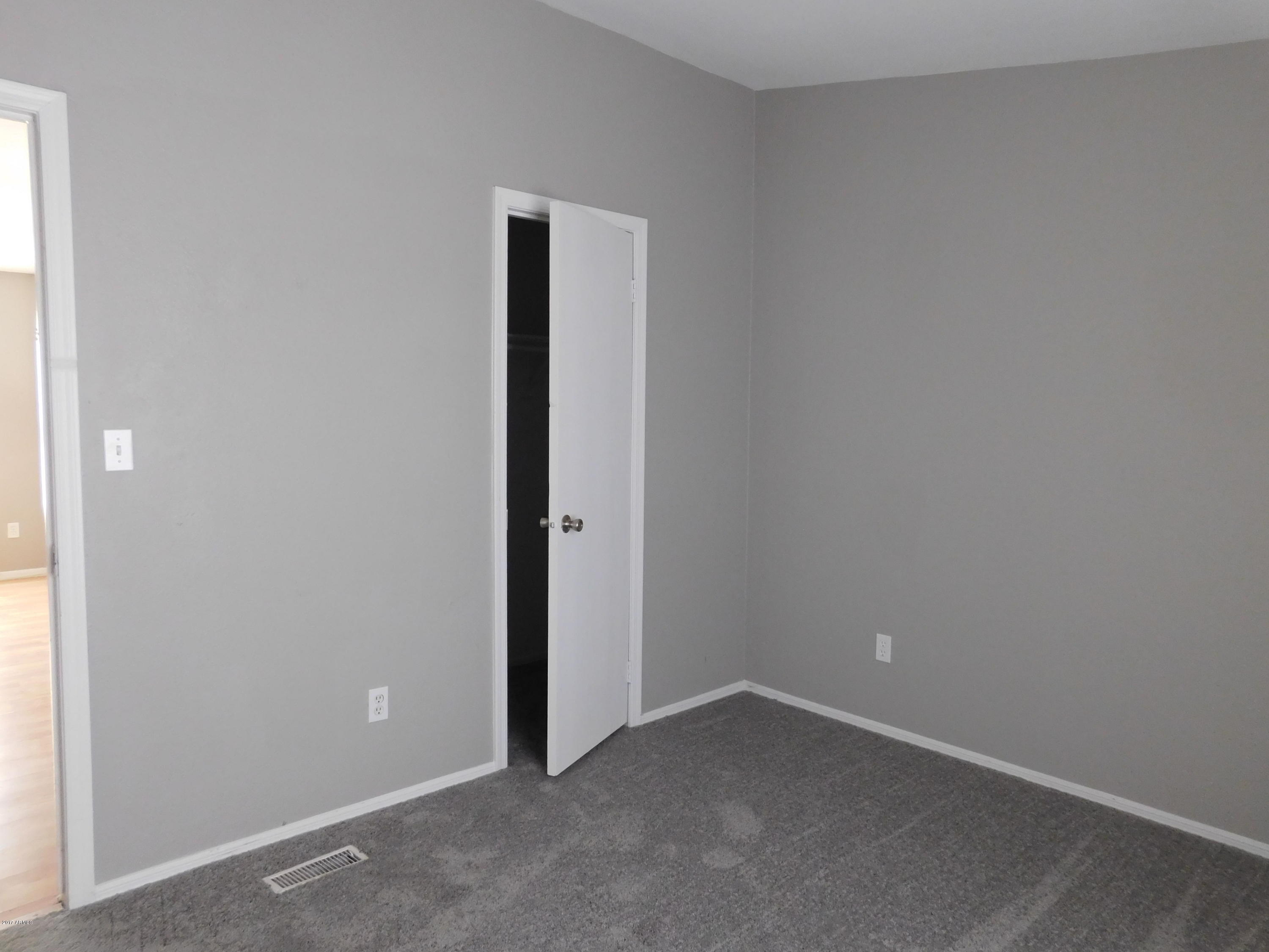 21012 West Montgomery Road Wittmann, AZ 85361 - Photo 21 of 25 DSCN0349