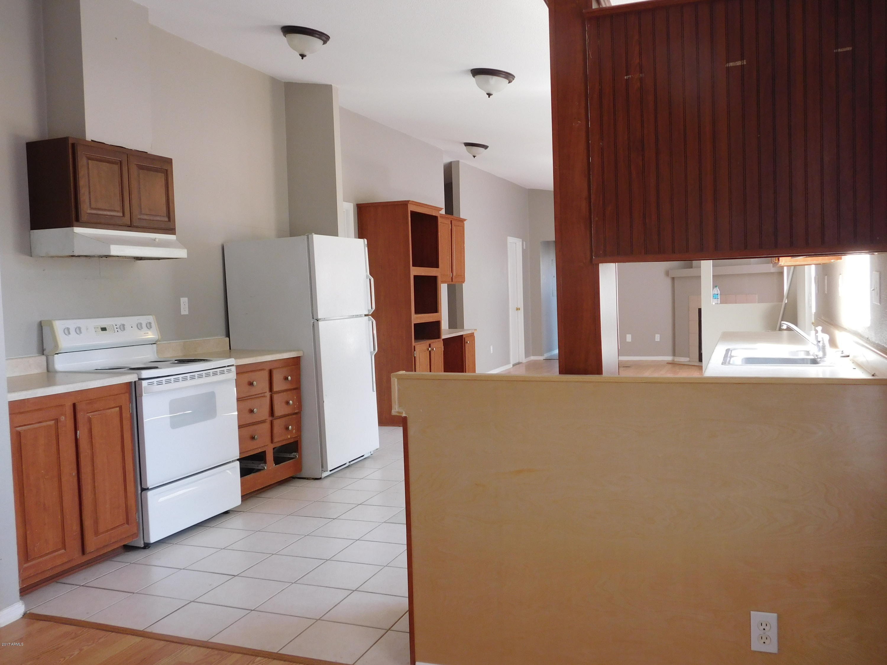 21012 West Montgomery Road Wittmann, AZ 85361 - Photo 7 of 25 DSCN0328