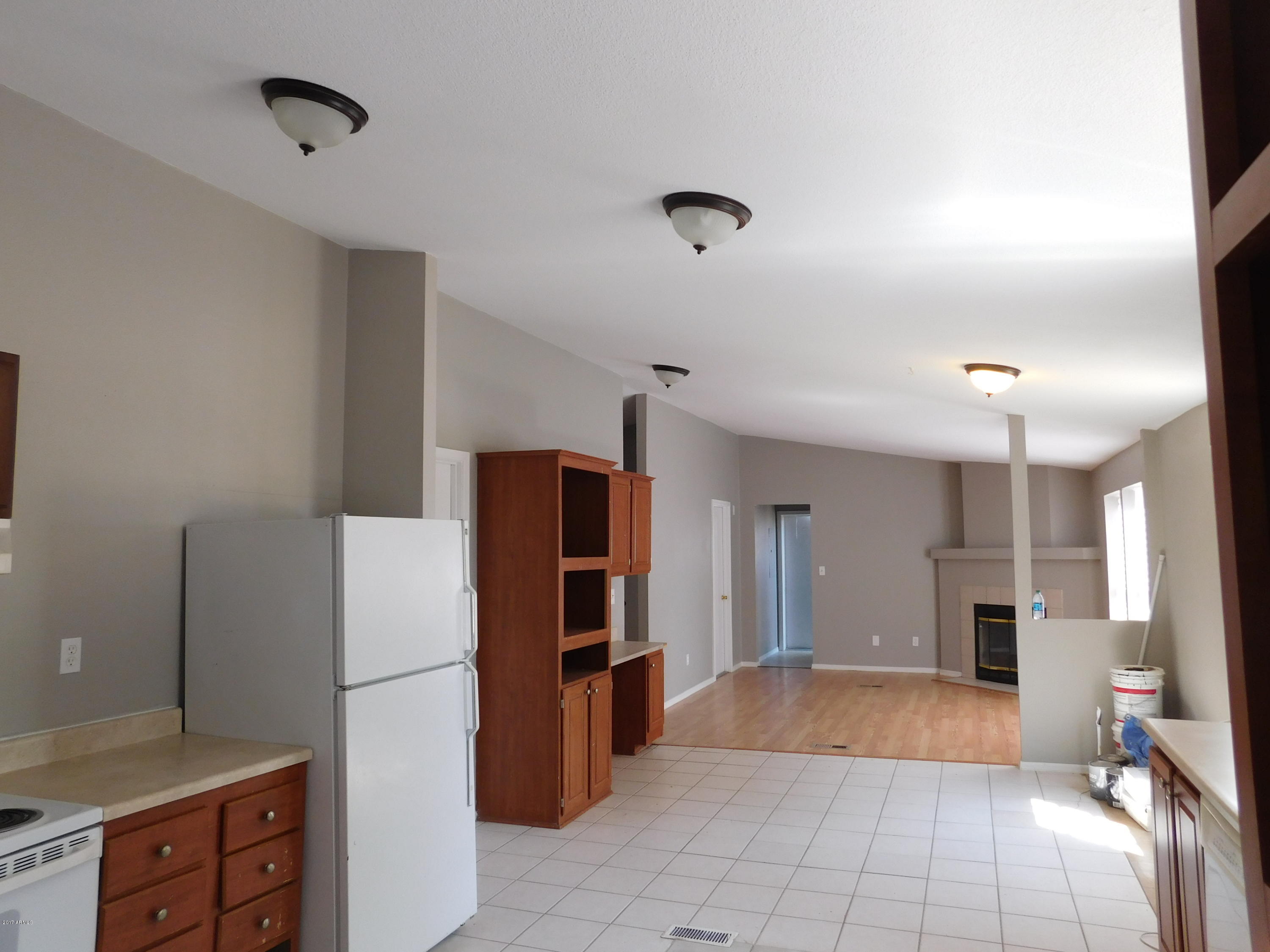 21012 West Montgomery Road Wittmann, AZ 85361 - Photo 10 of 25 DSCN0333