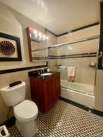 $2,640 | 59 Adams Way, Unit 59, Sayville, NY 11782