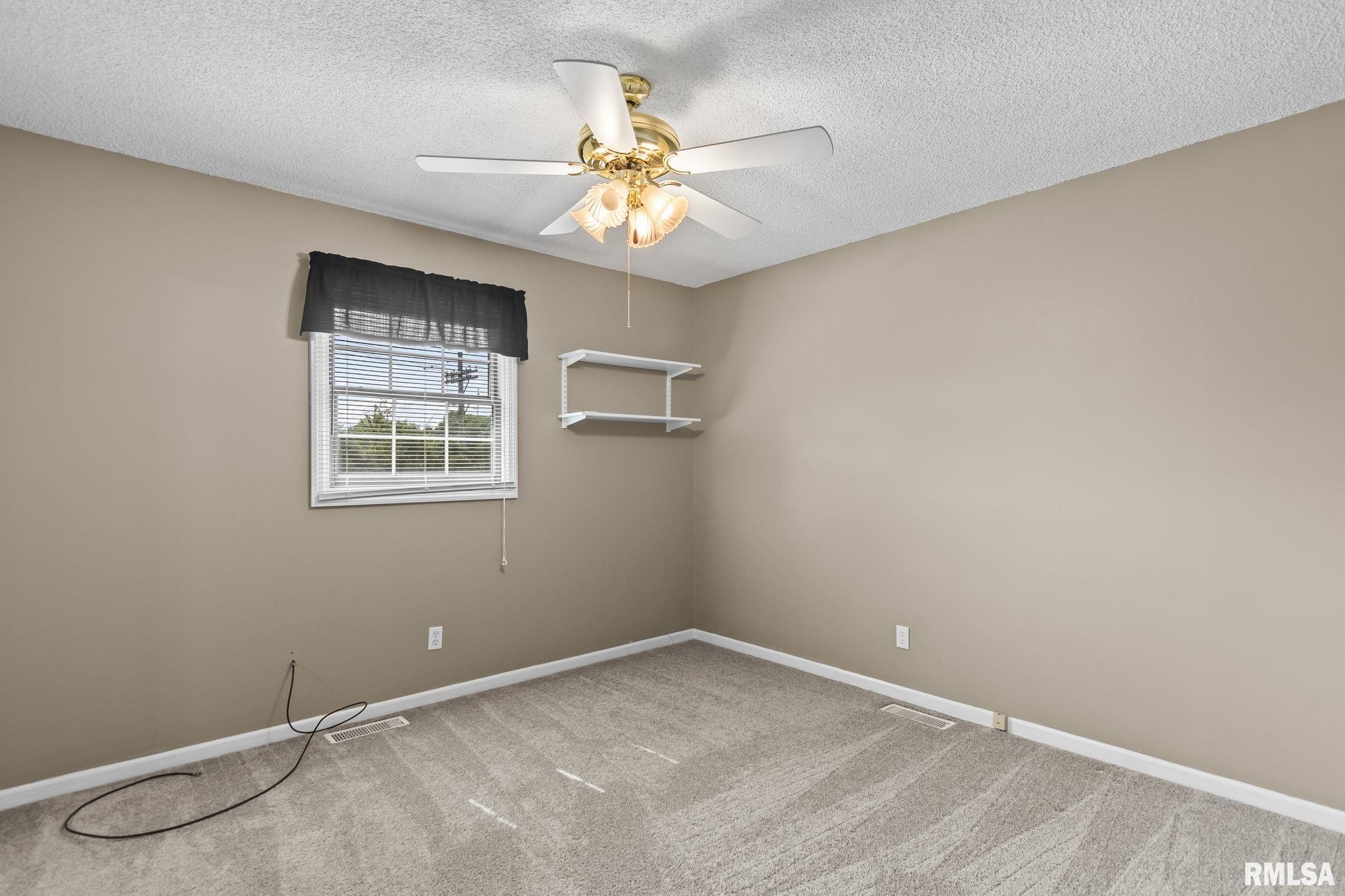 2601 Interlacken Road Springfield, IL 62704 - Photo 29 of 46