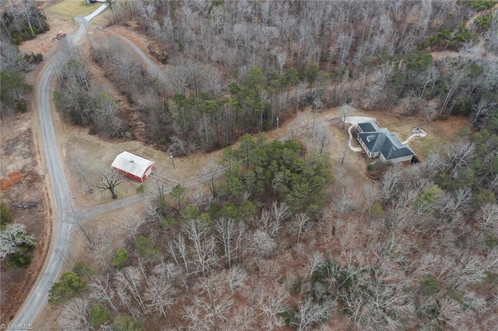 1096 Corner Road Pinnacle, NC 27043 - Photo 2 of 49