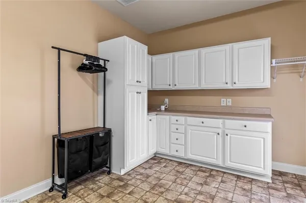 $725,000 | 1096 Corner Road, Pinnacle, NC 27043