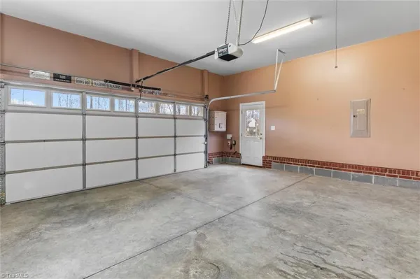 $725,000 | 1096 Corner Road, Pinnacle, NC 27043