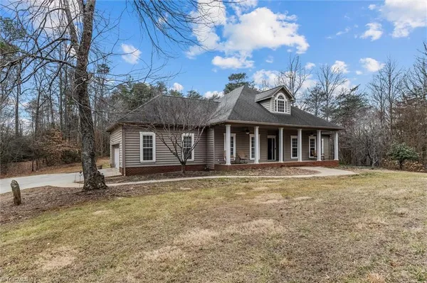 $725,000 | 1096 Corner Road, Pinnacle, NC 27043